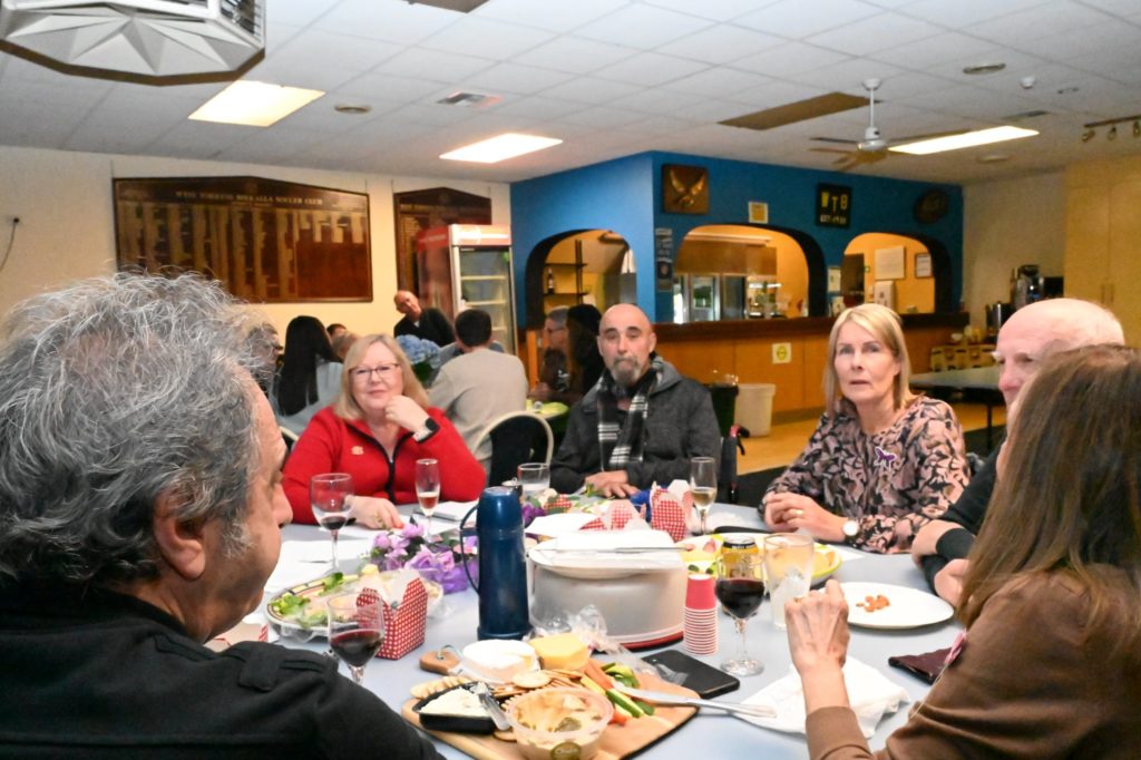 300771092_10217624380600609_1128294616688361836_n