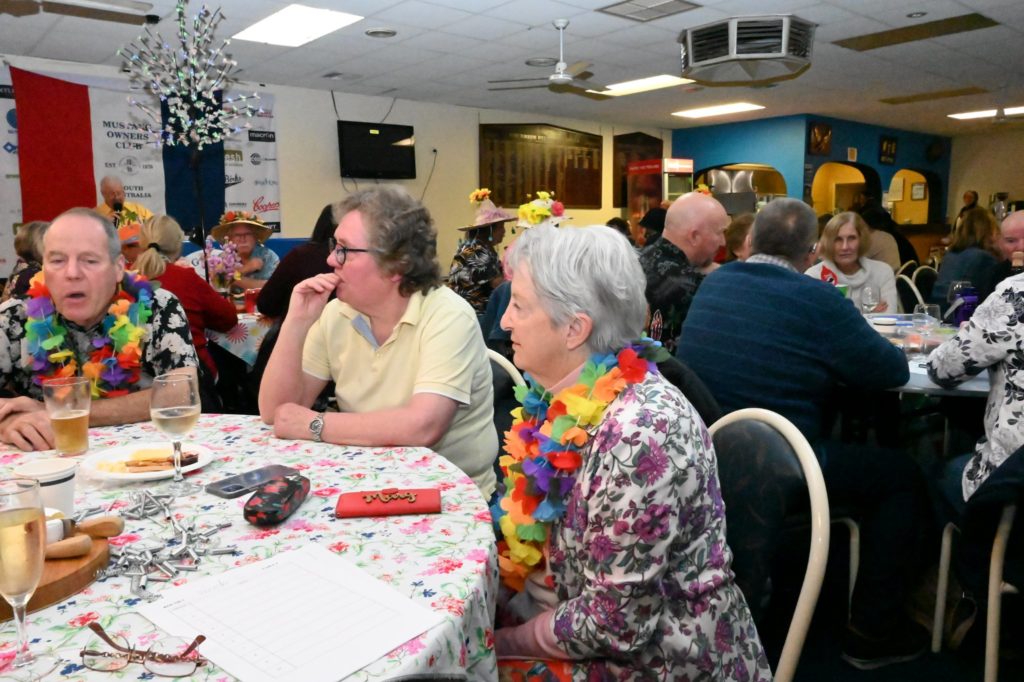 300784855_10217624382080646_7619387109715845222_n