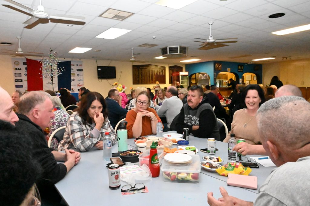 300971819_10217624380920617_4580816859306725703_n